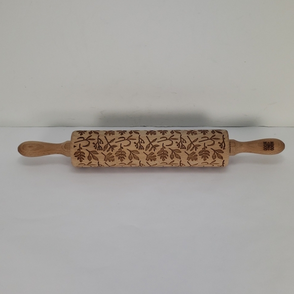 NEW MOOD FOR WOOD HERBS ENGRAVED ROLLING PIN - Picture 1 of 8